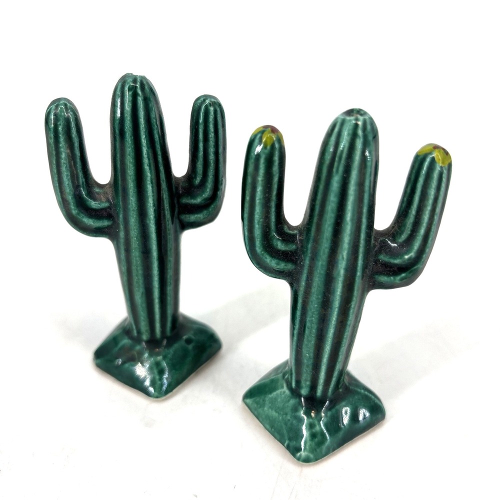 Vintage Green Cactus Ceramic Figurine Lot Glossy Glaze Desert Decor 3.5" - Picture 1 of 7
